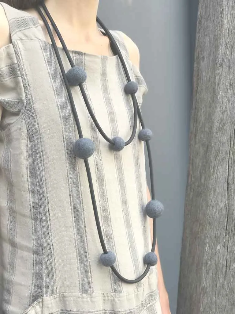 8 chunky felt beads -new combinations