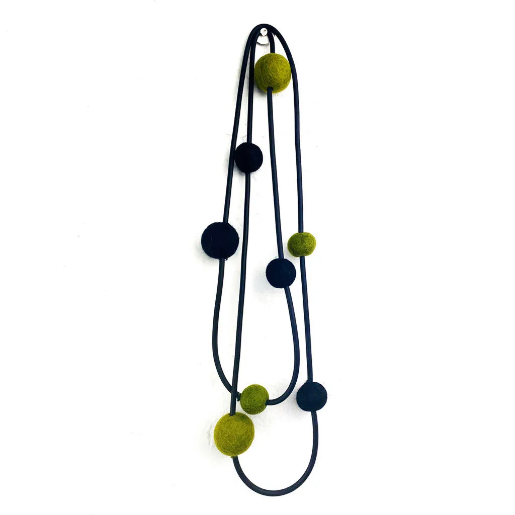 8 chunky felt beads -new combinations