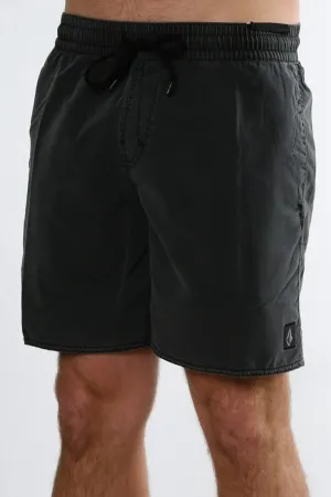 Center 17 Trunk Black