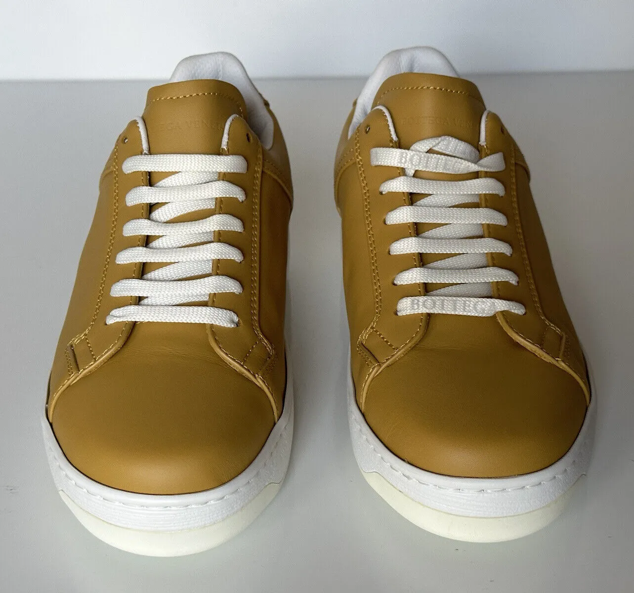 NIB $690 Bottega Veneta Calf Leather Butterscotch Sneakers 13 US (46 Eu) 578298
