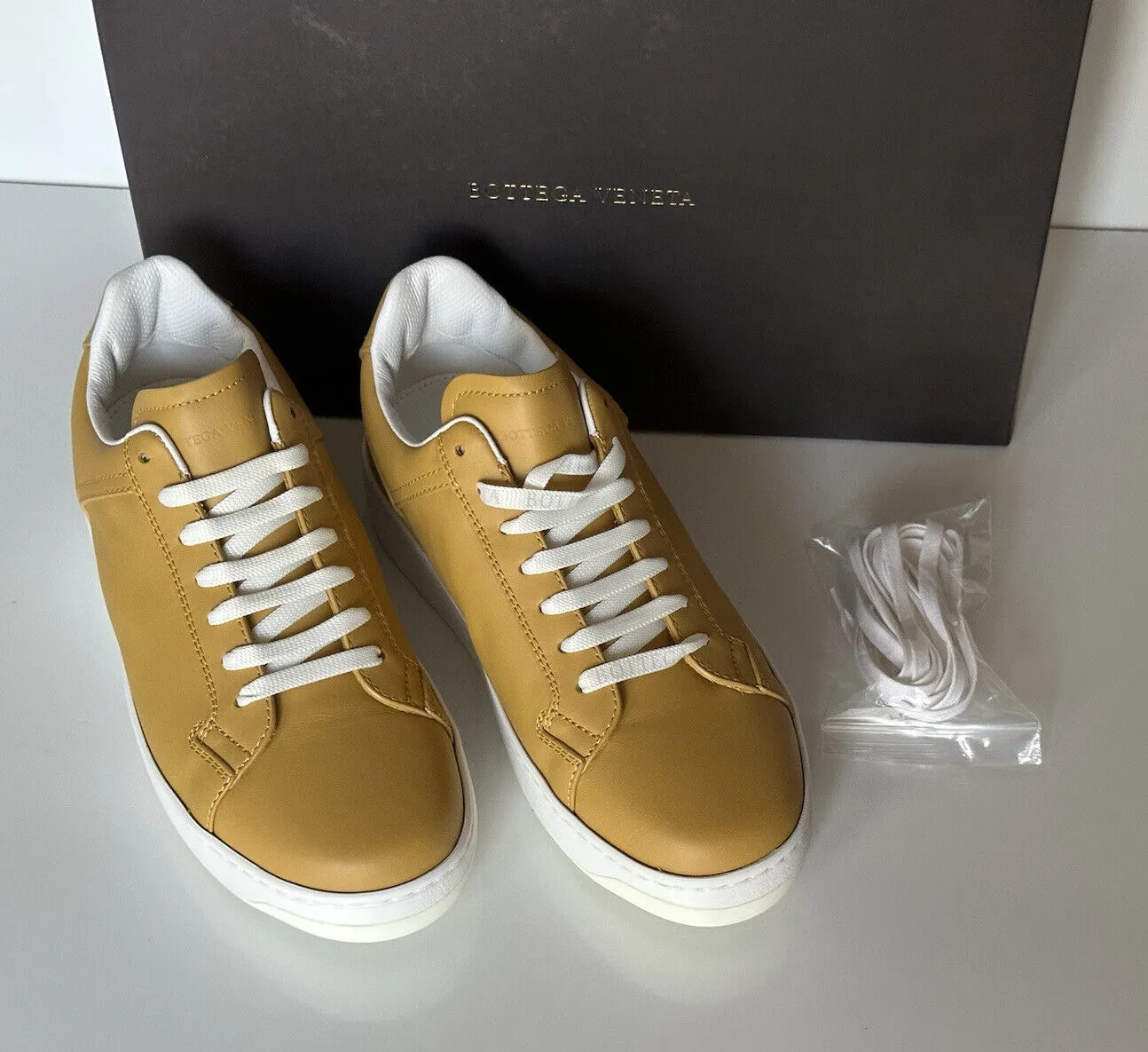 NIB $690 Bottega Veneta Calf Leather Butterscotch Sneakers 13 US (46 Eu) 578298