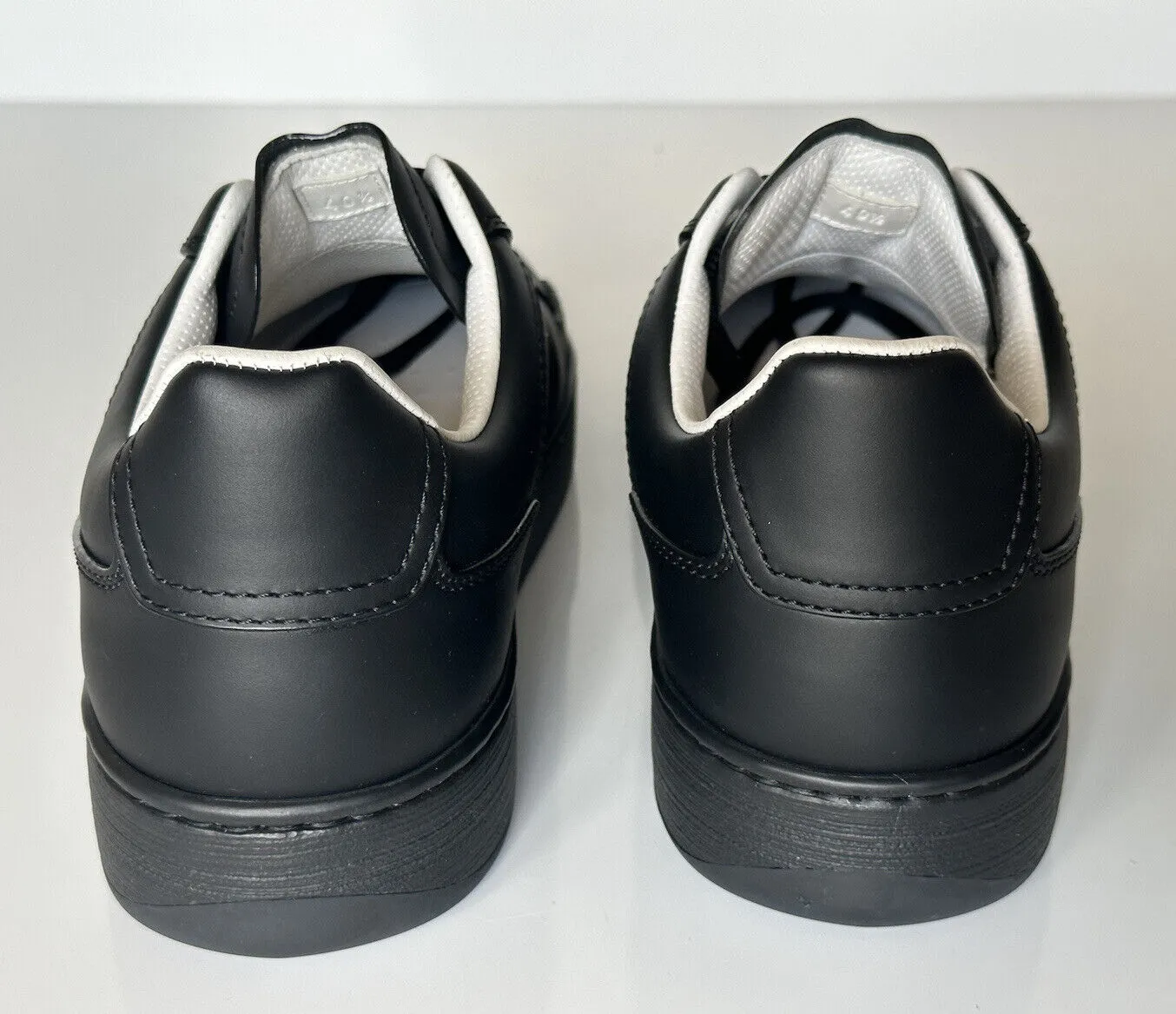 NIB $690 Bottega Veneta Men's Calf Leather Black Sneakers 7.5 US (40.5) 578298