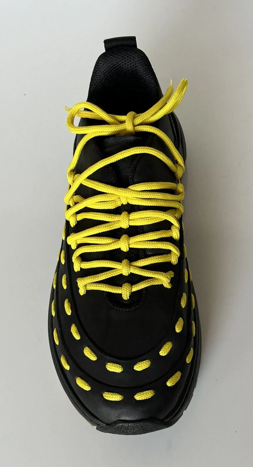 NIB $950 Bottega Veneta Mens Leather Black/Yellow Sneakers 7 US 578305 1013